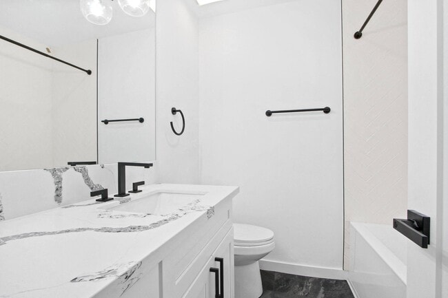 Photo - 12707 Mitchell