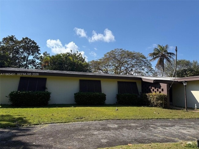 Photo - 11820 SW 69th Ct