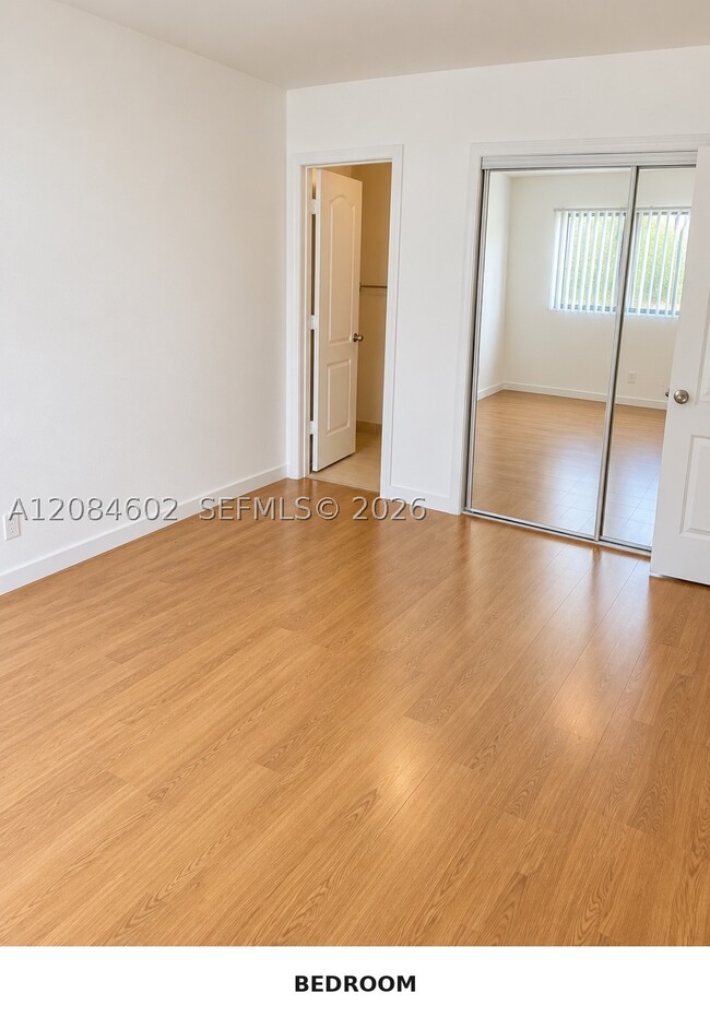 5219 SW 43rd Terrace Unit 2