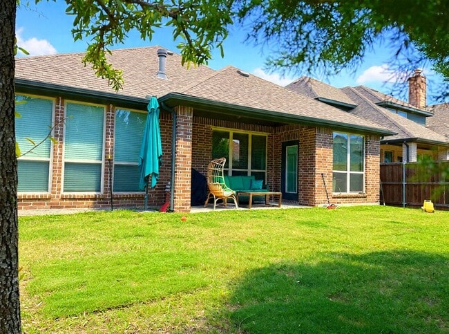 Photo - 1676 Stowers Trl
