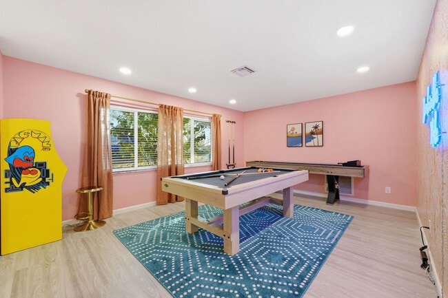 Building Photo - 12299 91st Ave N Unit ID1467041P