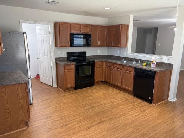 Photo - 1601 Rialto Way