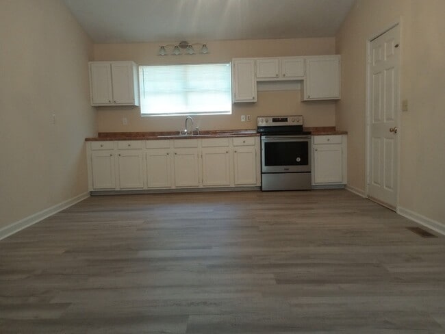 Photo - 3 Bedroom 2 Bathrooms