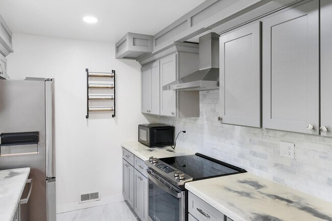 Photo - 1087 Lariat Ln