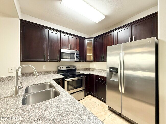 Photo - 7323 E Belleview St