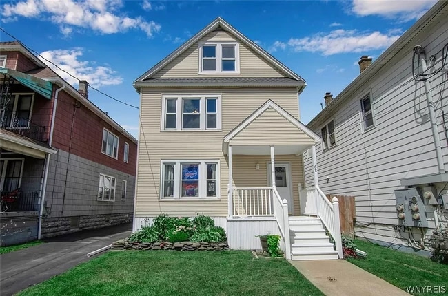 Photo - 68 Sunset St Unidad Upstairs