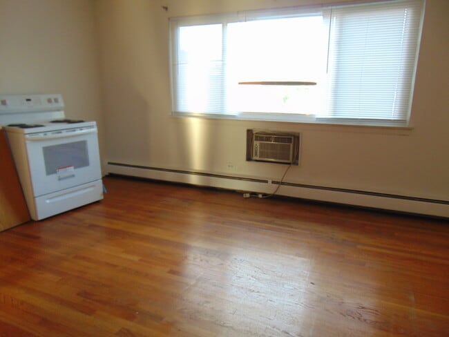 Photo - 1907 14th Ave