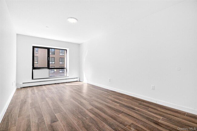 Photo - 1591 Jesup Ave Unidad 4b