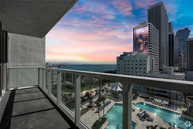 Building Photo - 244 Biscayne Blvd Unit 1505 Rental