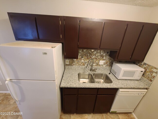 Photo - 1600 Big Tree Rd Unit S5