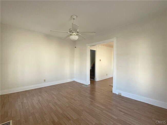 Photo - 146 E Main St