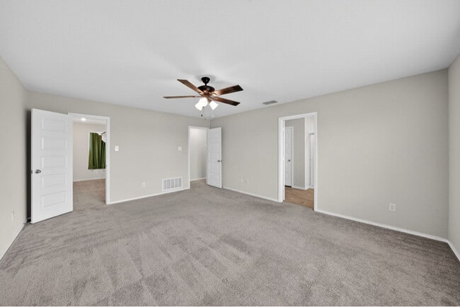 Photo - 605 Mayfield Dr