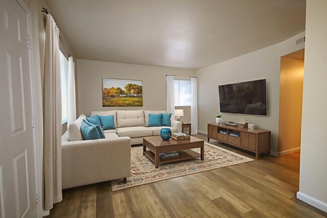 Photo - Summer Village Apartments