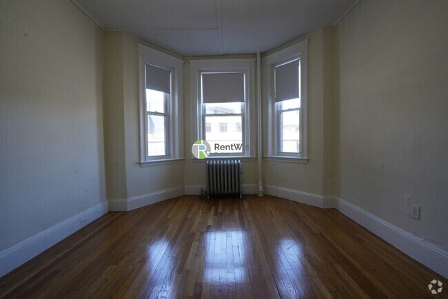 Building Photo - 1179 Boylston St Rental
