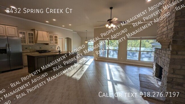 Photo - 8432 Spring Creek Ct