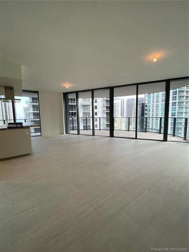 Photo - 1000 Brickell Plaza Unit 3501
