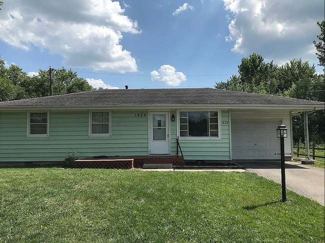 Photo - 1424 Southwood Dr House