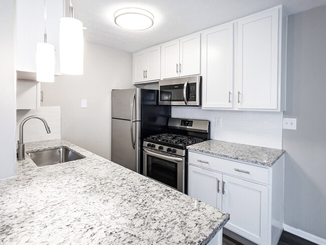 Pepperwood Townhomes & Gardens