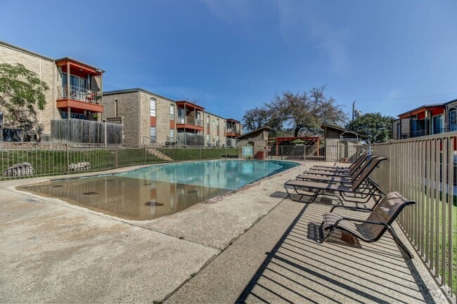 Building Photo - Oak Terrace Rental