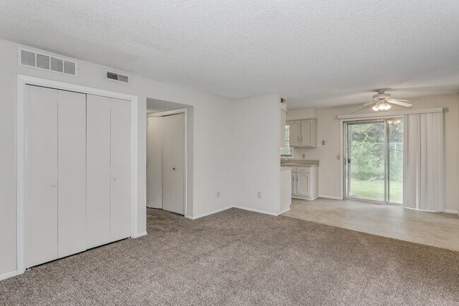 Photo - 223 N Brunswick St Unit #2