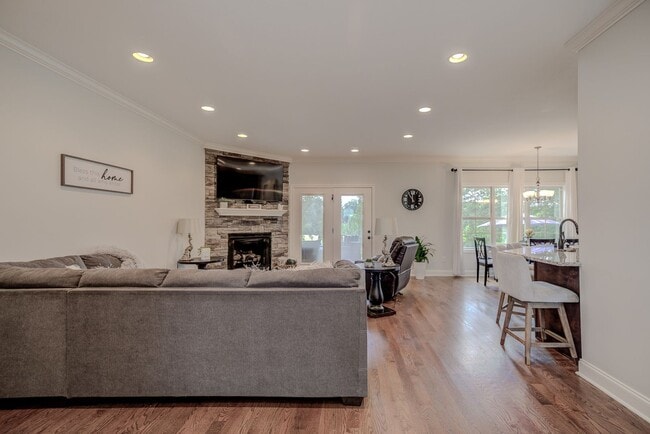 Photo - Fully Furnished, Short Term Rental, 1 Mont...