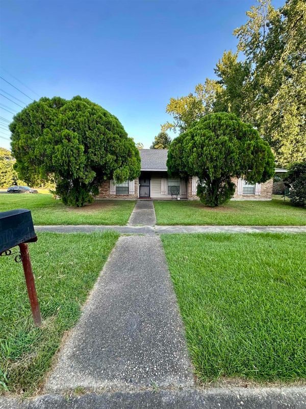 Building Photo - 3572 Madeira Dr