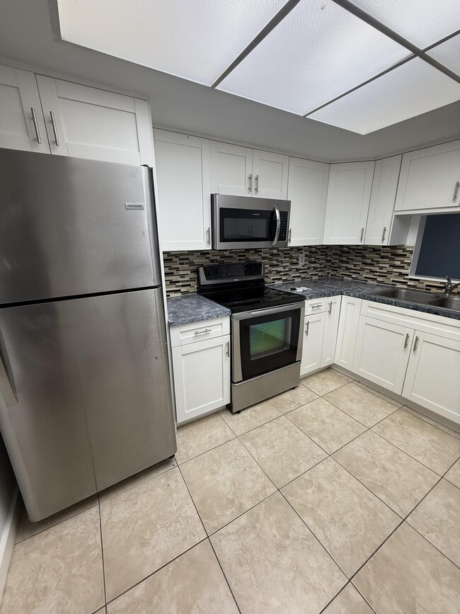 Photo - 2050 Oleander Blvd Apartment Unit 5204