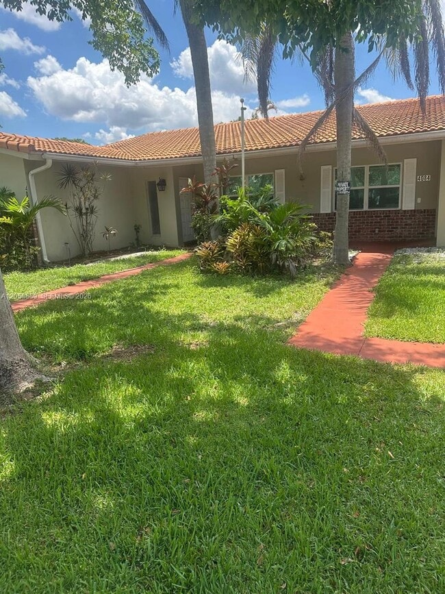 Photo - 4084 Coral Springs Dr Unit 4084