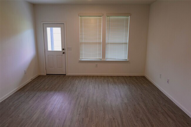 Photo - 14984 Rustic Moon Rd