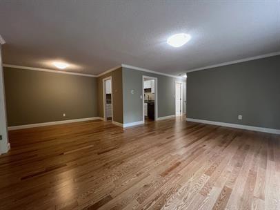 Photo - 395 Mendon Rd