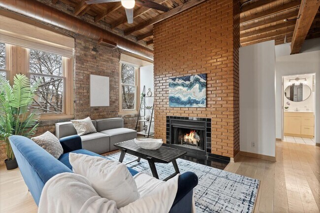 Photo - 2510 N Wayne Ave