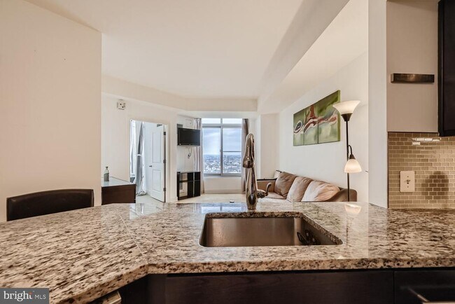 Photo - 675 S President St Unit 2107