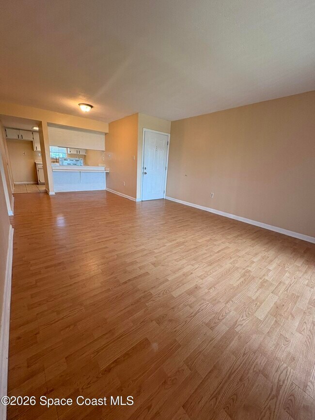 Photo - 248 Berkshire Ln