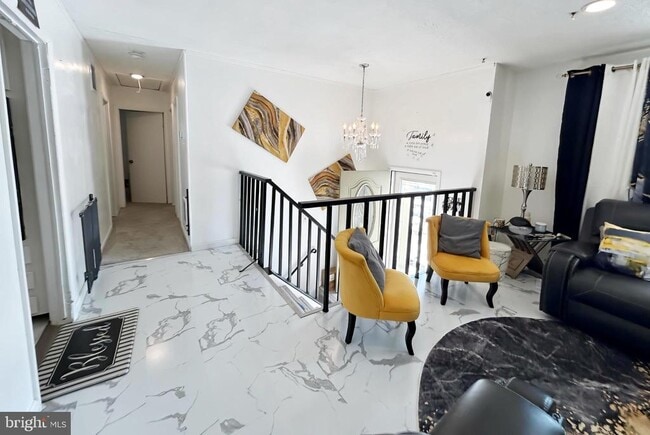 Photo - 610 Ogden Dr