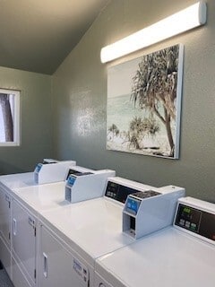 Plaza Del Sol Town Homes