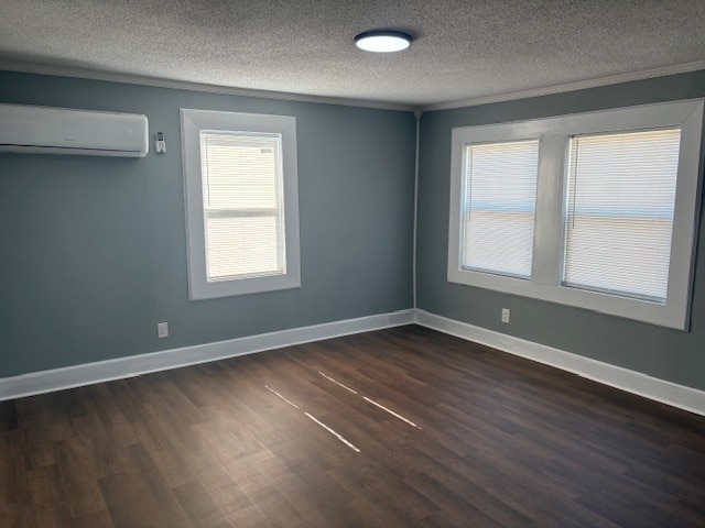 Photo - 411 Smith St