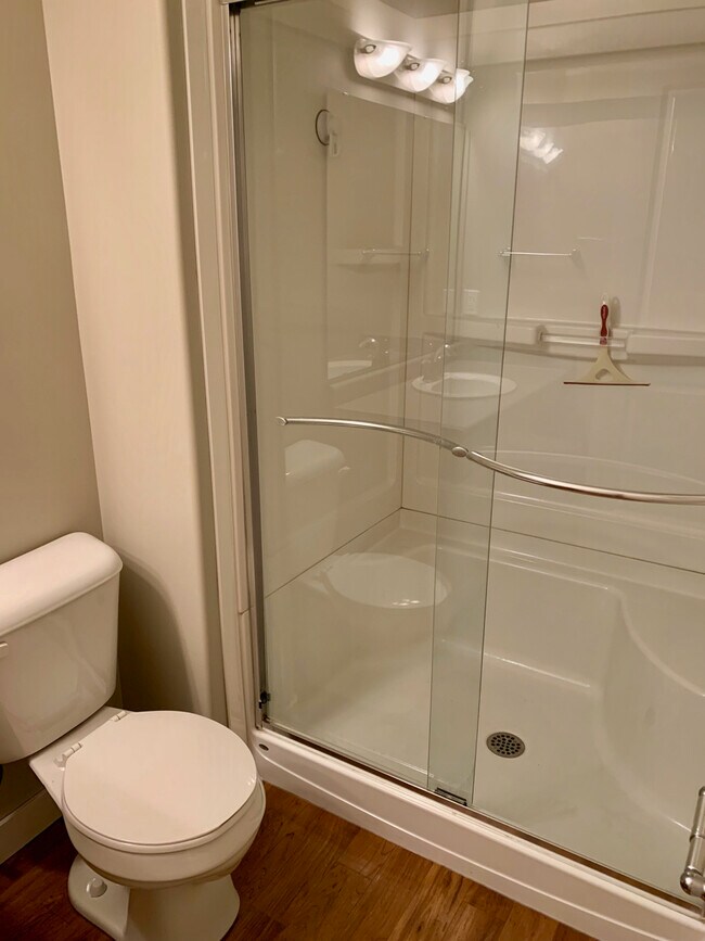 Photo - 814 Garnet St Unit B