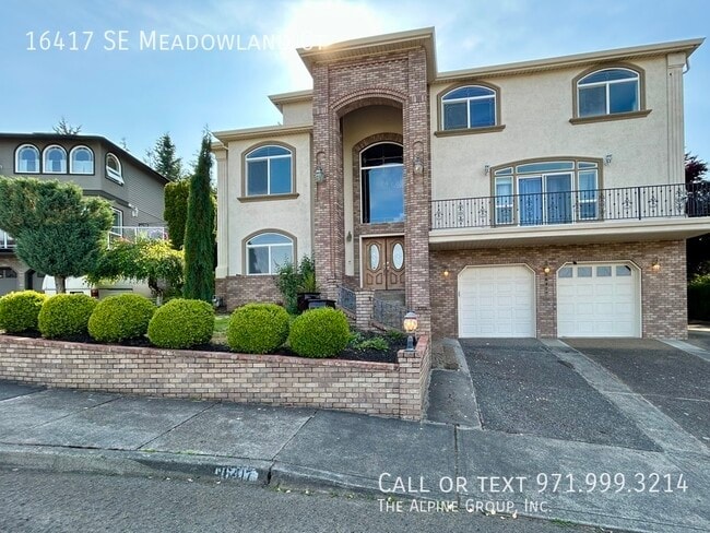 Photo - 16417 SE Meadowland Ct House
