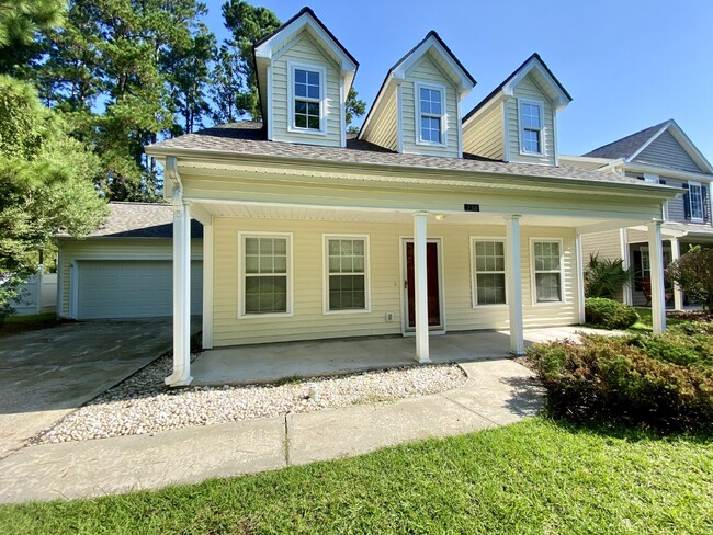 Building Photo - Spacious, Four Bedroom Home in The Farm!