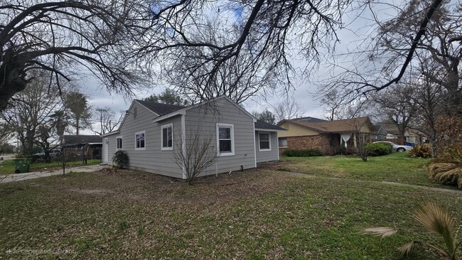 Photo - 8654 Tilgham St