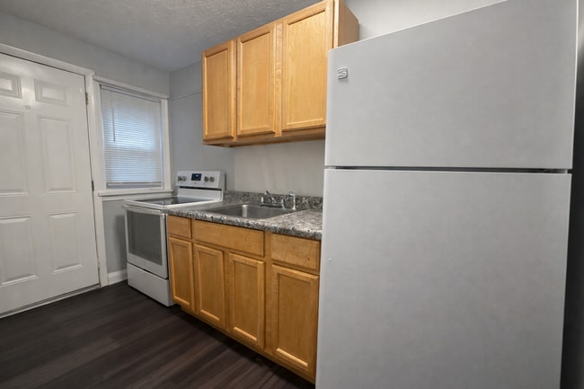 Photo - 1628 Plum St Unit 1628 Plum Apt A (NB)