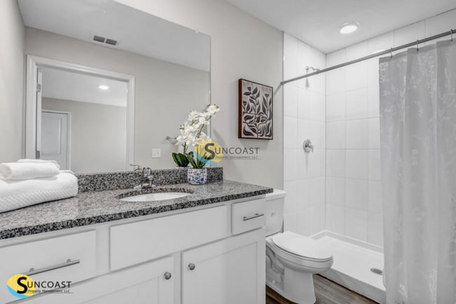 Photo - 9580 Hood Rd