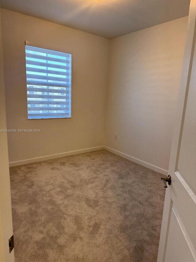 Photo - 2444 SE 29th St
