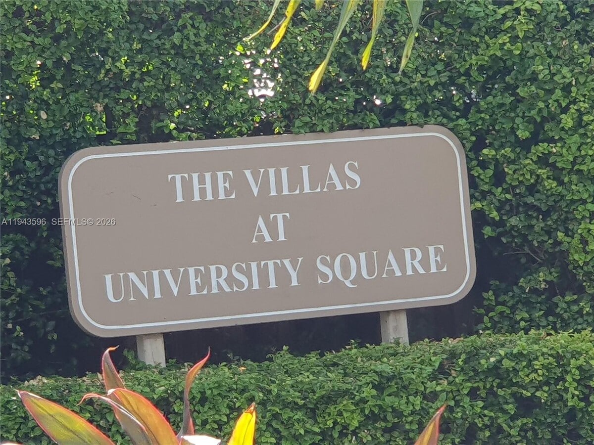 Photo - 1921 SW 107th Ave