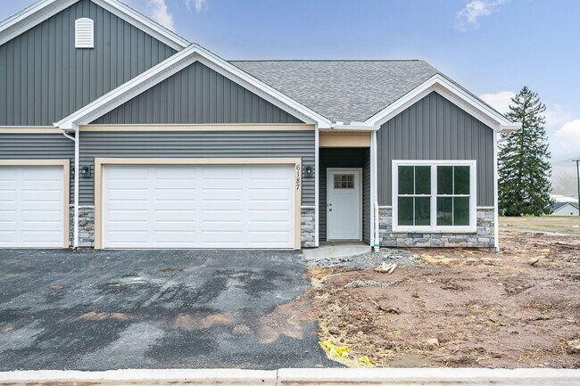 Photo - Fourmile Creek Apartments and Townhomes