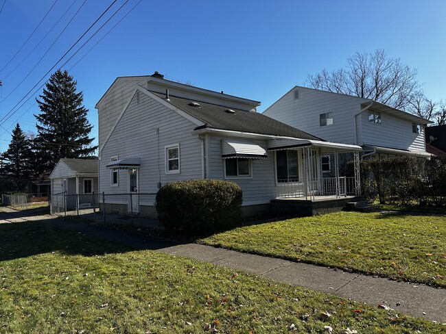 Photo - 15666 Wakenden St House