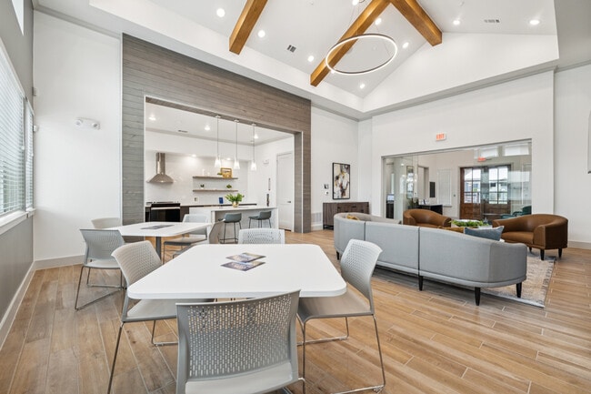 Photo - Vista at Silver Oaks