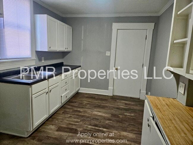Photo - 421 N 7th St