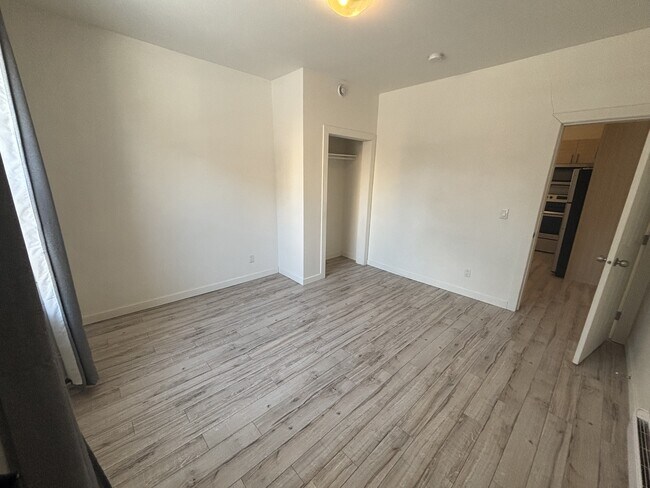 Photo - 230 Home St Unité 2