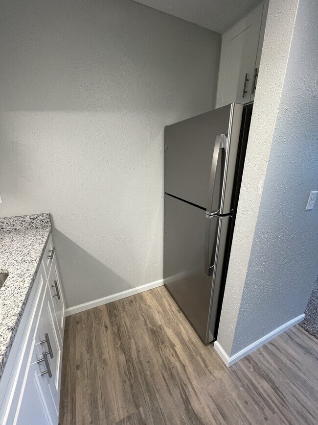 Photo - Stylish 1-Bedroom Renovated Apartment with... Unit 303